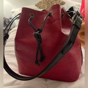 Louis Vuitton tote - Epi Leather